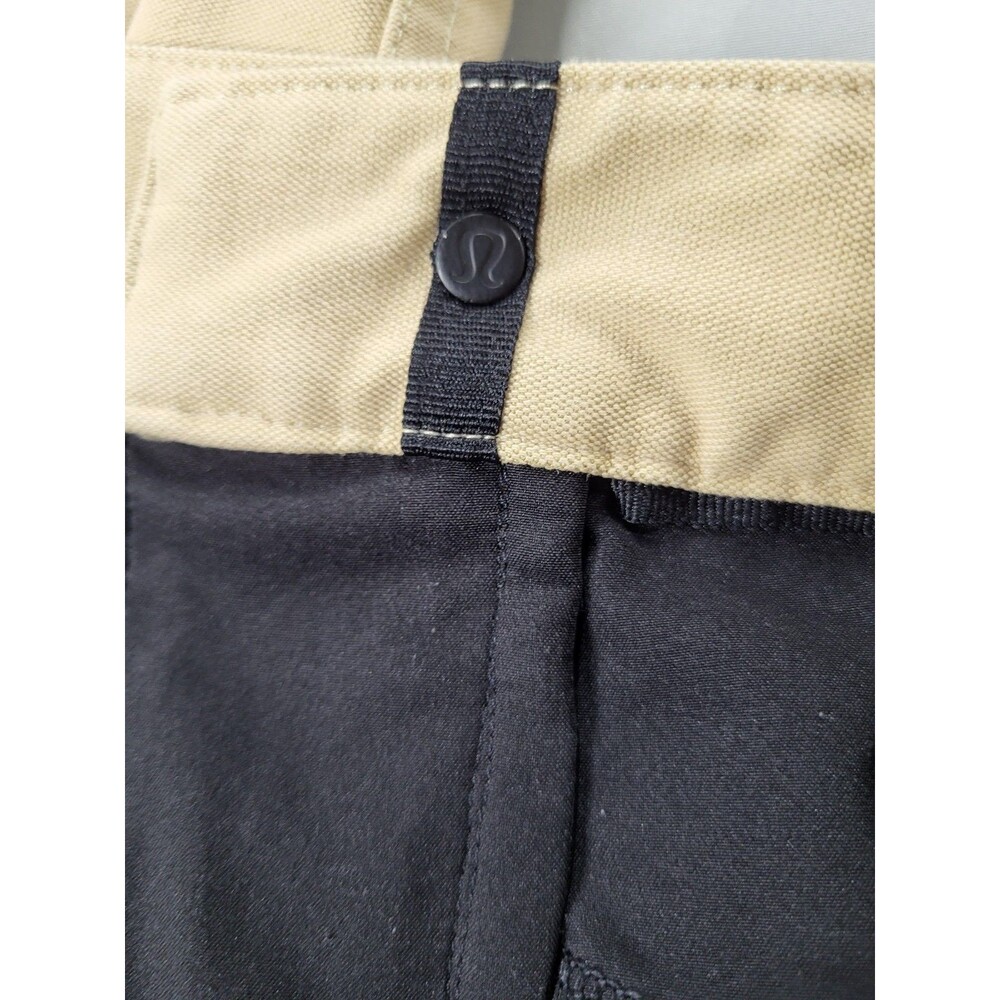 Lululemon Men's ABC Pant Classic-Fit 5-Pocket Performance Chino Trench / Khaki